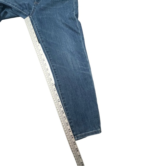 Lucky Brand Jeans Women's Blue Mid Rise Ava Crop Denim Size 8 - Picture 3 of 11